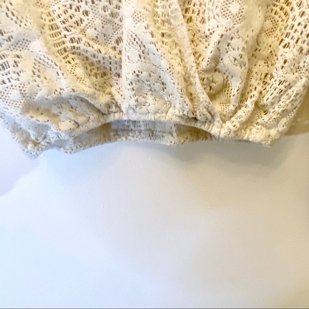 American Eagle Lace Long Sleeve Crop Top Size XS - Picture 6 of 11